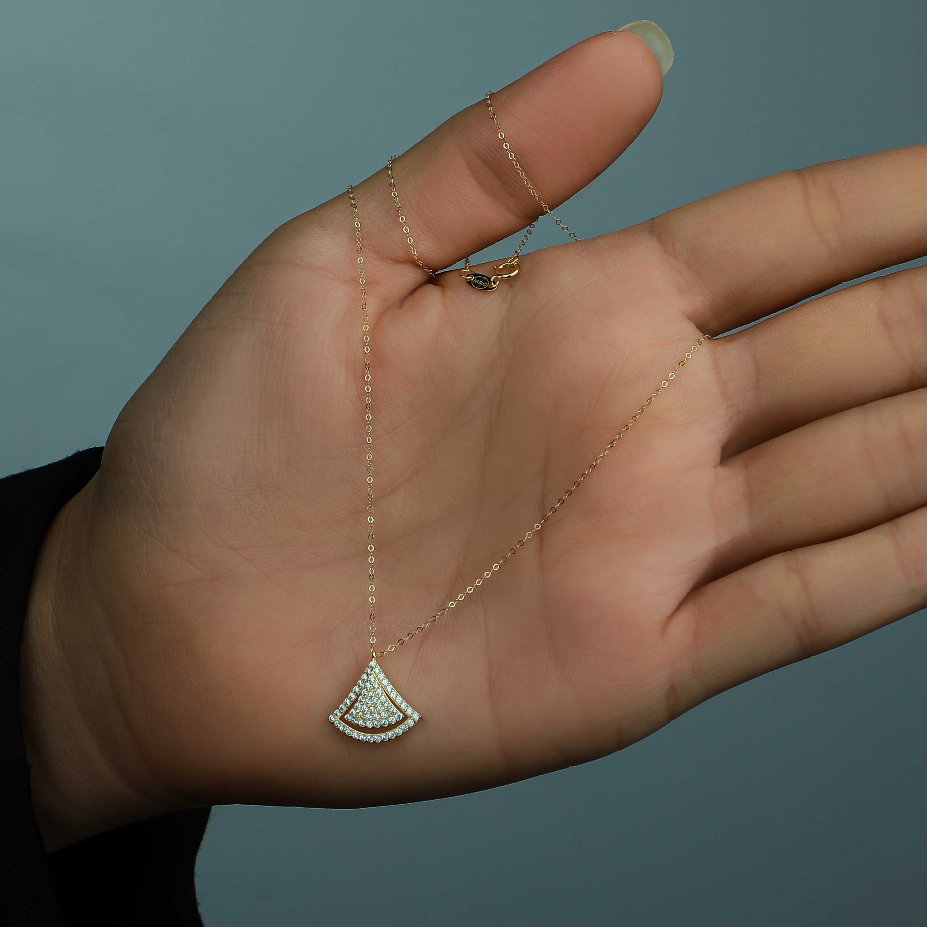 18 karat gold choker, made in Turkey - (H-0879)